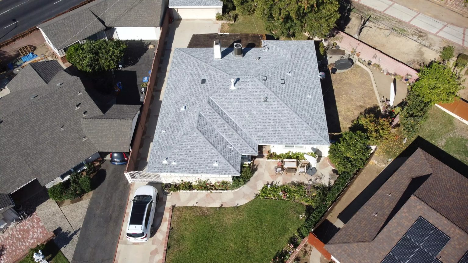 replacing shingles on roof